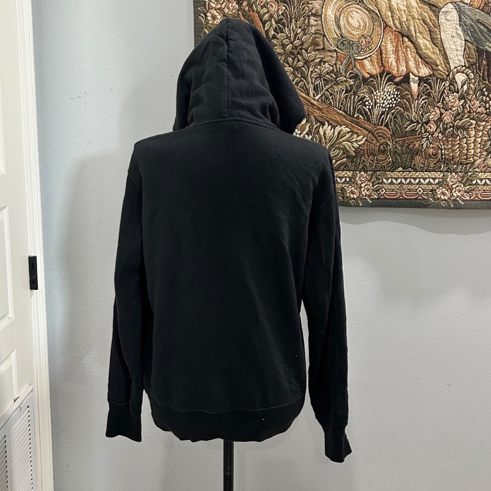 Jean-Michel Basquiat Crown Hoodie UT Uniqlo Black NYC Pop Icons Graphic - Picture 3 of 10